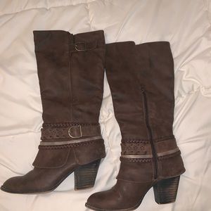 Like new women’s tall boots